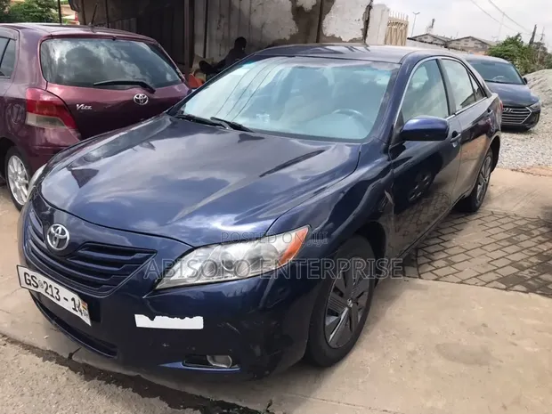 Toyota Camry 2012 Blue - 1