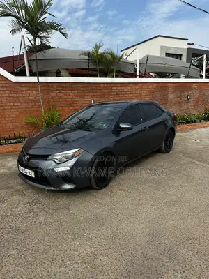 2015 Toyota Corolla LE Sedan