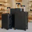 Luxurious Traveling Bag Set - 1