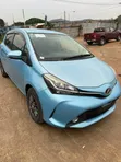 Toyota Vitz 1.3 FWD 5dr 2015 Blue - 3