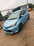 Toyota Vitz 1.3 FWD 5dr 2015 Blue - 4