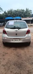 Toyota Vitz 2010 Silver - 3