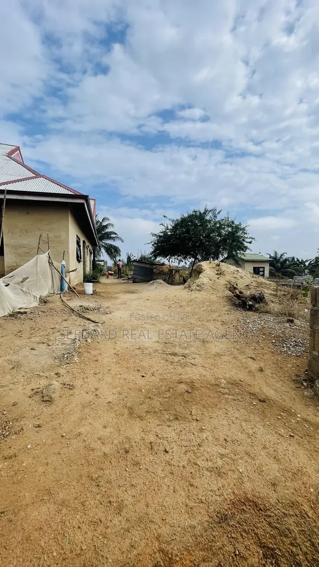 10-Bedroom Uncompleted Guesthouse for Sale, Amasaman - 1
