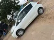 Toyota Vitz 1.3 FWD 5dr 2013 White - 4