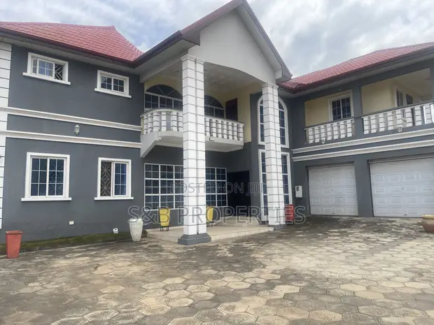 5 Bedroom Duplex for Rent in East Legon, Adjiringanor - 1