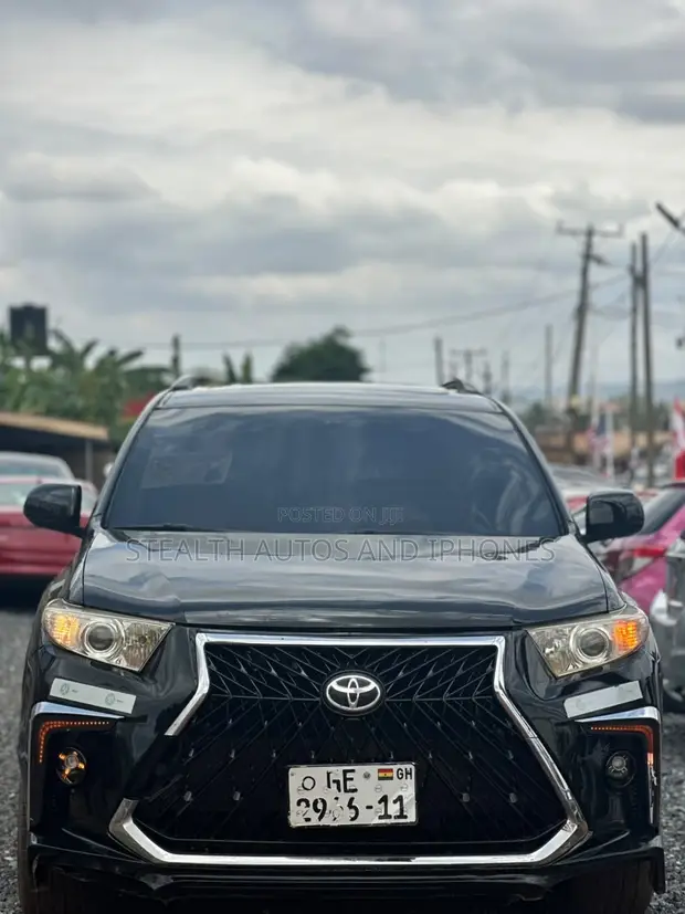 Toyota Highlander 2011 Black - 1