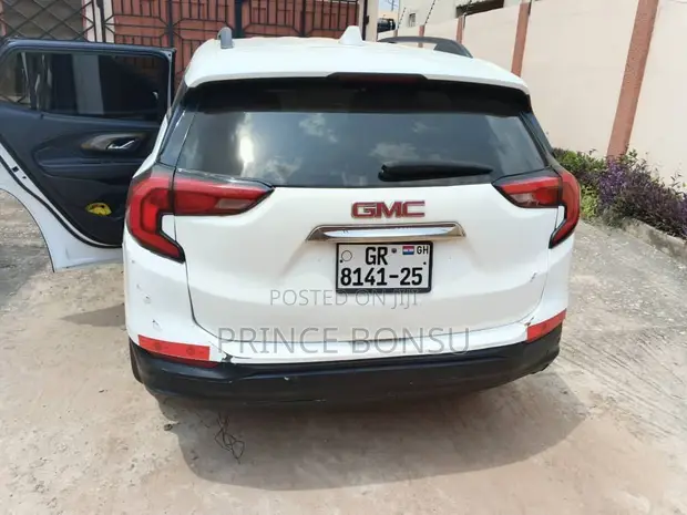GMC Terrain 2019 White - 1