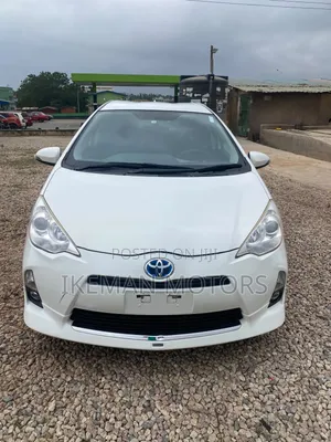Toyota Aqua 2015 White