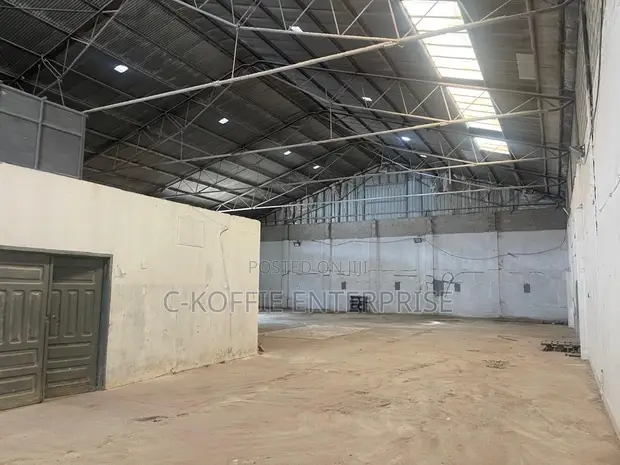 700 SQM Warehouse for Rent - North Kaneshie Industrial Area - 1