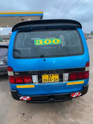 Toyota HiAce 2001 Diesel Trotro