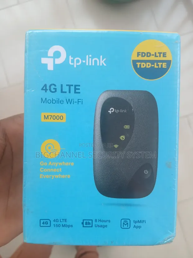 TP-Link M7000 4G LTE Mobile Wi-Fi Router - 1