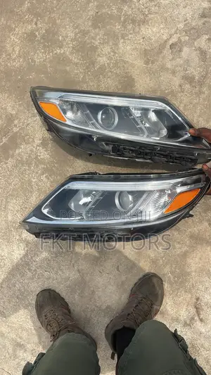 Kia Sorento Headlight (2013-2016)