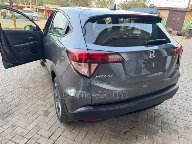 Honda HR-V 2022 Gray - 1