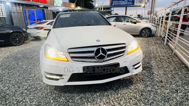 Mercedes-Benz C250 2014 White - 1