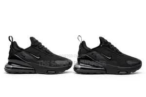 Nike Air Max 270 - Triple Black