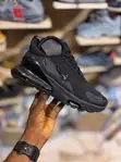 Nike Air Max 270 - Triple Black - 2