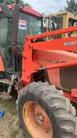 Kubota M105S 4WD Tractor with Front Loader - 4