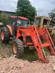 Kubota M105S 4WD Tractor with Front Loader - 5