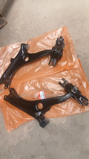 Honda Civic Lower Arms (2016-2022)
