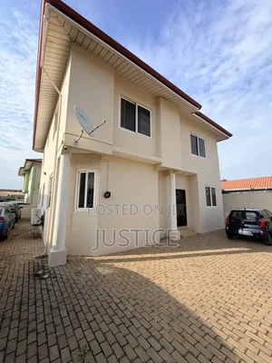 4 Bedroom House for Rent in Achimota, Mile 7