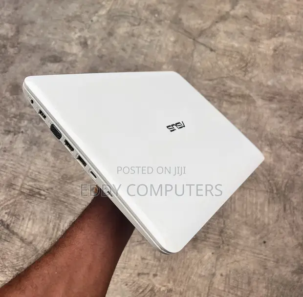 Asus F556U Laptop - 8GB RAM, 1TB HDD - 1