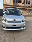 Toyota Voxy X 4WD 8-Seater 2012 Silver - 4