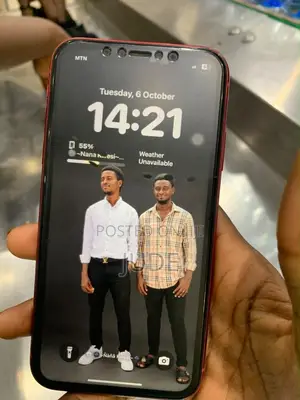 Apple iPhone XR 128GB Red
