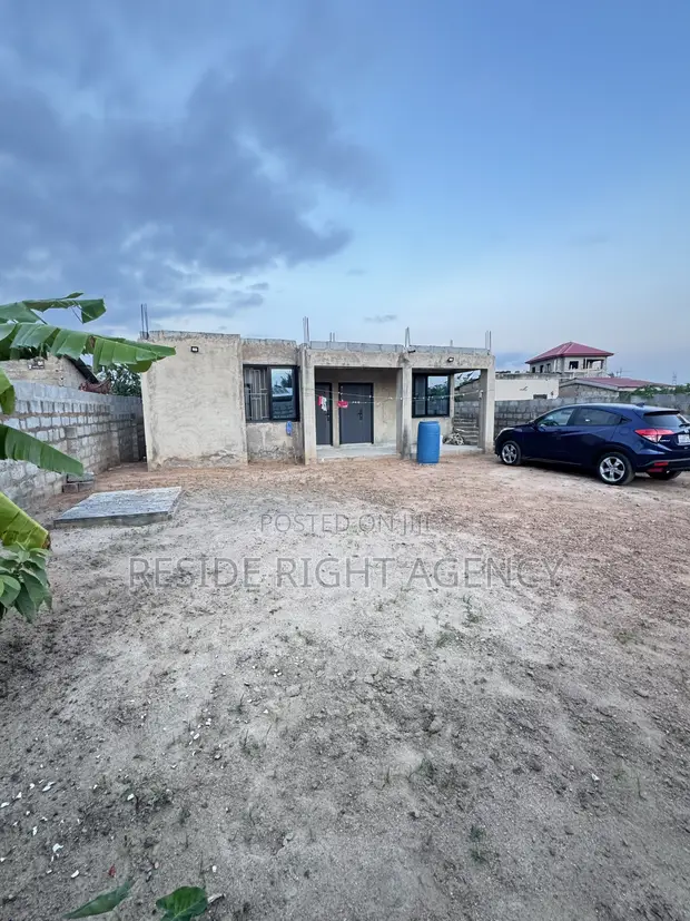2 Bedroom House for Sale in Ablekuma, Greater Accra - 1