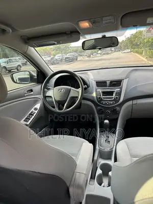 Hyundai Accent SE Sedan 2017 White