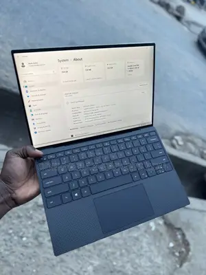 Dell XPS 13 9300 Laptop - Intel Core i7, 32GB RAM, 1TB SSD