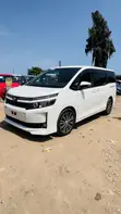 Toyota Voxy V 4WD 8-Seater 2015 White - 2