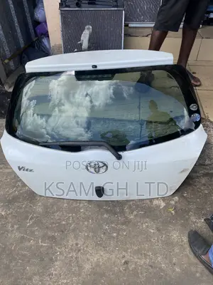 Toyota Vitz 2010 Boot