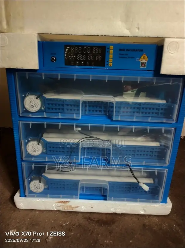 Fully Automatic Egg Incubator - 192 Egg Capacity - 1