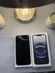 Apple iPhone 16e 128GB Black - 4
