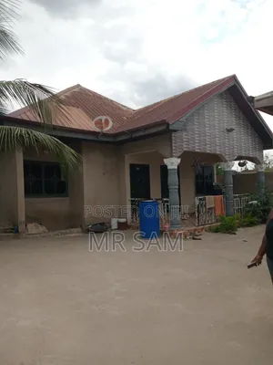 3 Bedroom House with 2 Shops for Sale in Kasoa Ofankor