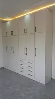 Custom Built Wardrobes, Kitchen Cabinets & Beds - Ablekuma Accra - 3