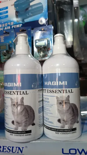 Pet Essential Shampoo for Dogs and Cats