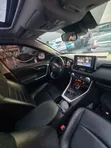 Toyota RAV4 XLE Premium AWD 2020 Red - 2