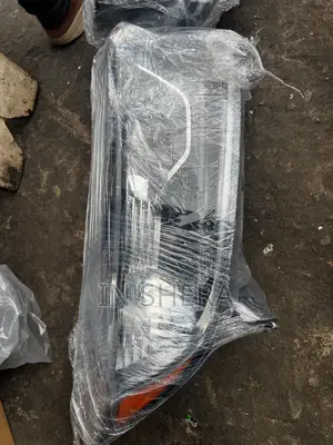 Honda CR-V 2017-2022 Headlight (Brand New)