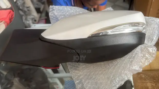 Hyundai Elantra 2012-2015 Side Mirrors (Pair) - 1