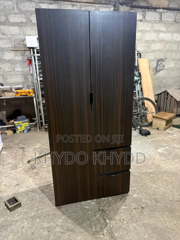 2-in-1 Smart Wardrobe - 1