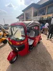 Bajaj RE 2025 Red - 4