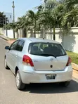 Toyota Vitz 1.0 FWD 3dr 2010 Silver - 3