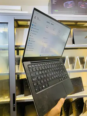 Dell XPS 13 9380 Laptop - Core i7, 16GB RAM, 256GB SSD