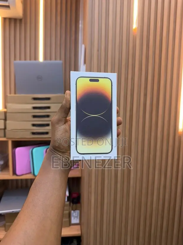 New Apple iPhone 14 Pro 128GB Gold - 1