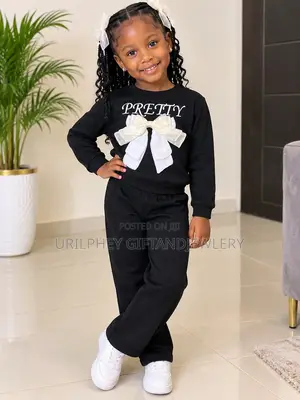 Elegant Kids Tracksuit - Black