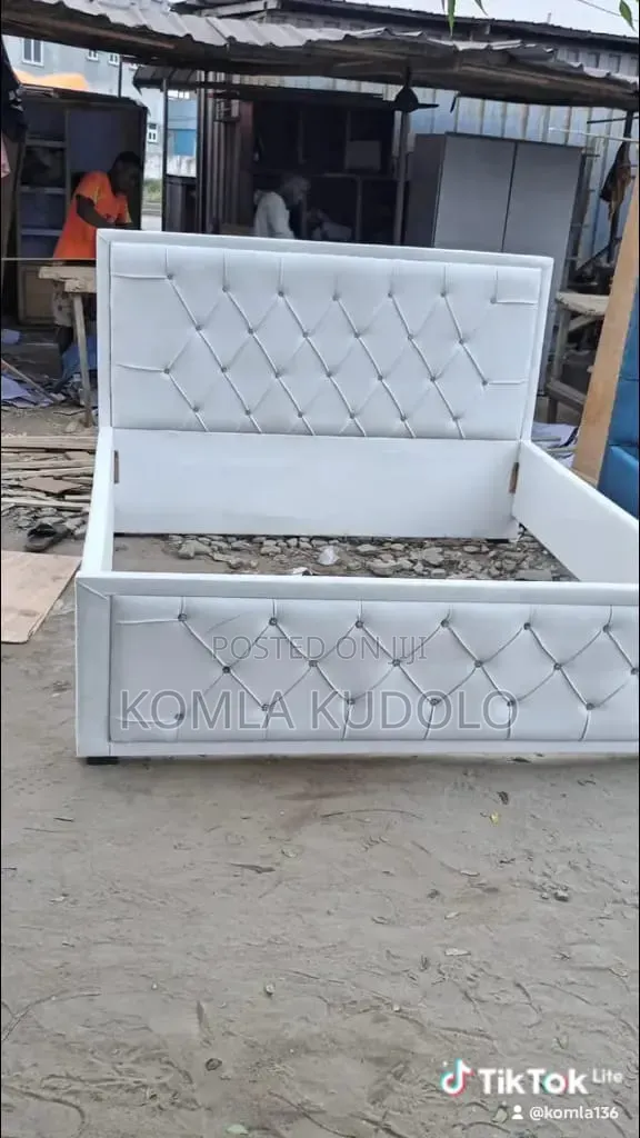 Wood-Mode Queen Bed Frame - 1