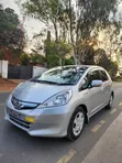 Honda Fit Hybrid 2012 Silver - 5