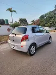 Toyota Vitz 2010 Silver - 2