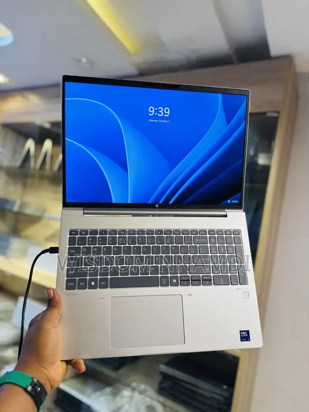 HP ProBook 450 G11 Laptop: Intel Core Ultra 5, 16GB RAM, 512GB SSD - 1